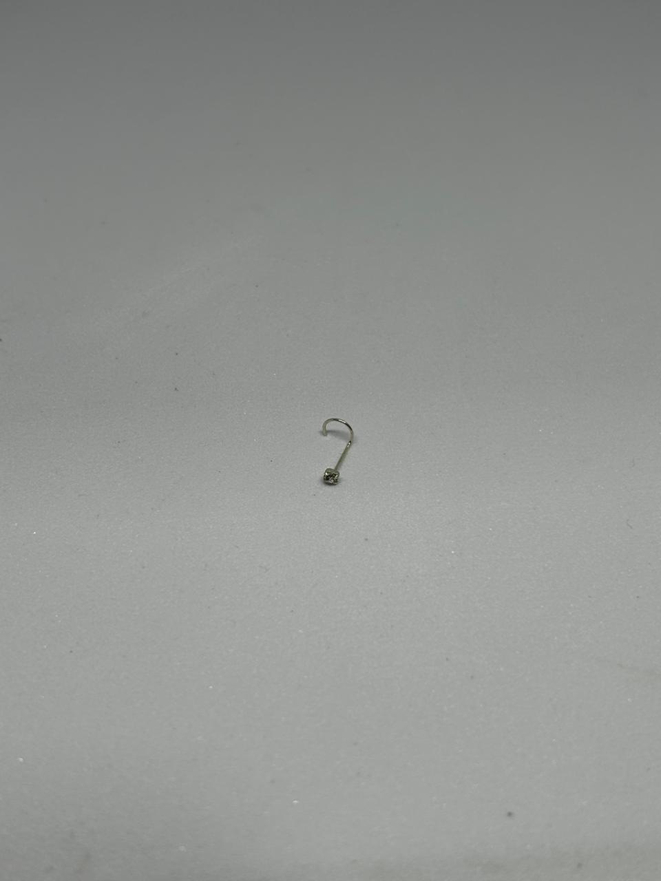 Piercing ponto de luz